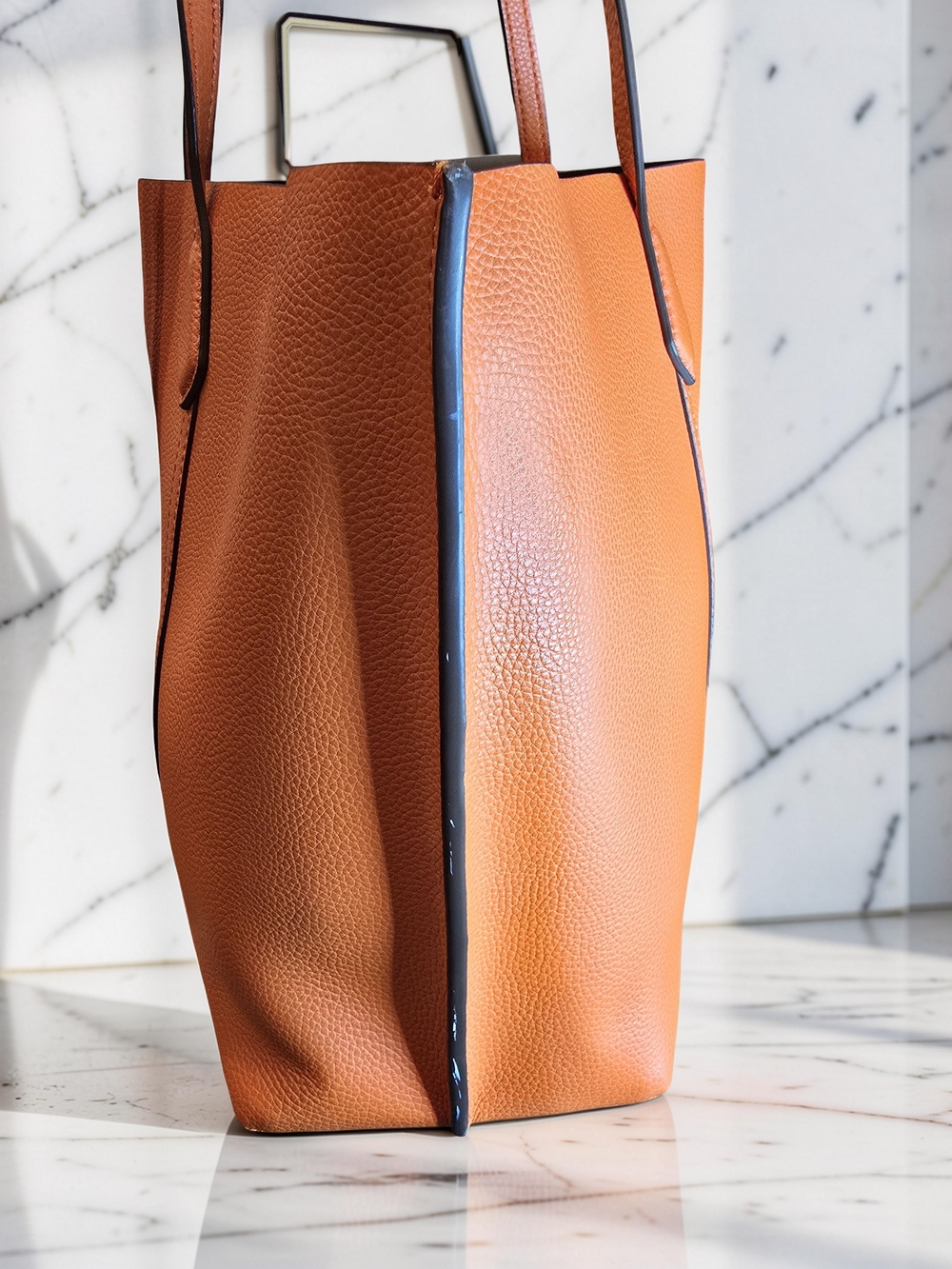 Tory Burch Perry Triple-Compartment Leather Tote Bag - Picture 6 of 15